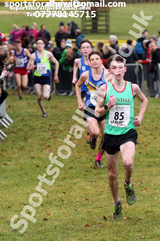 Mens under-17s Northern Cross Country Champs., Camp Hill Estate, Kirklington.  Photo: David T. Hewitson/Sports for All Pics